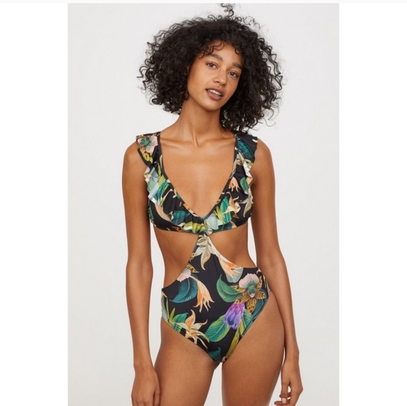 Swimsuit - Picture 1 of 2